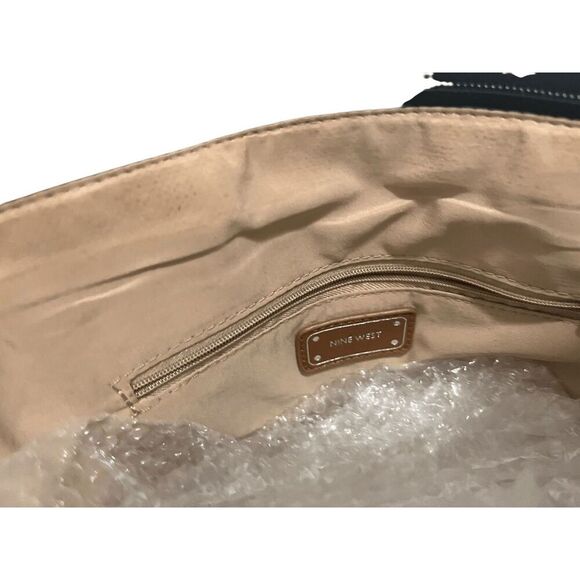 Nine West Satchel Splatter Pattern in Pink, White, and Black Good Condition - Picture 4 of 8